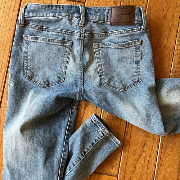 Y2k Girlies Lucky Brand Floral Embroidered Jeans - Picture 2 of 4